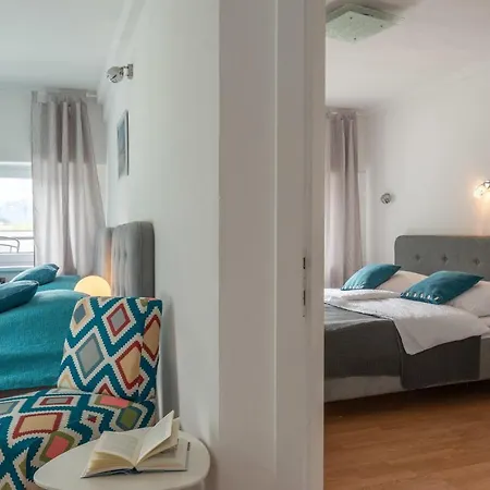 Sun Valley Top13 Apartment *